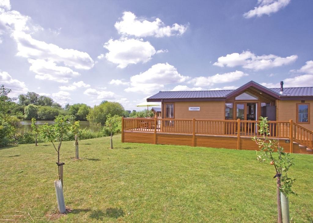The Springs Lakeside Holiday Park Fladbury Pokoj fotografie